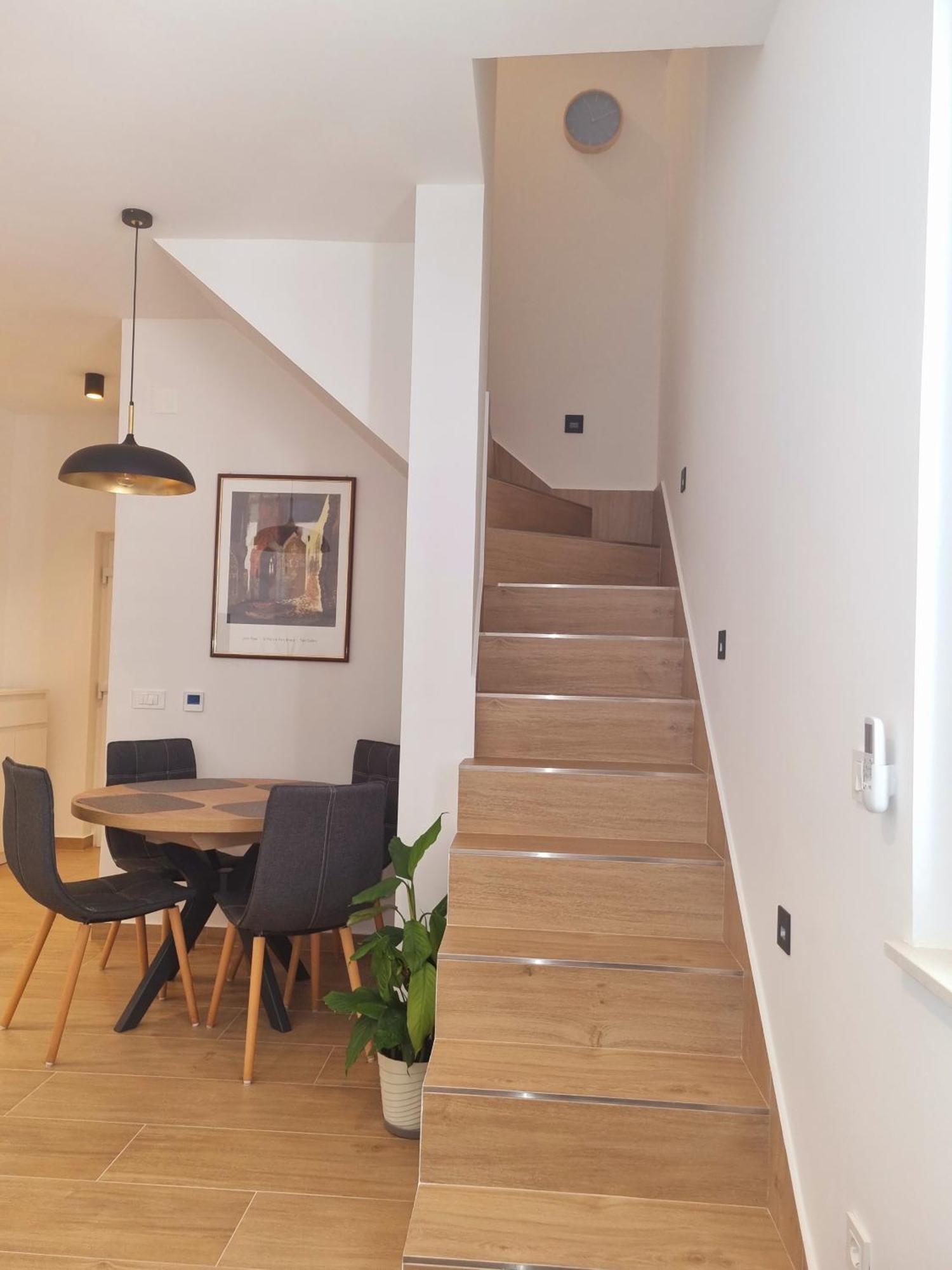 Apartment Marich *