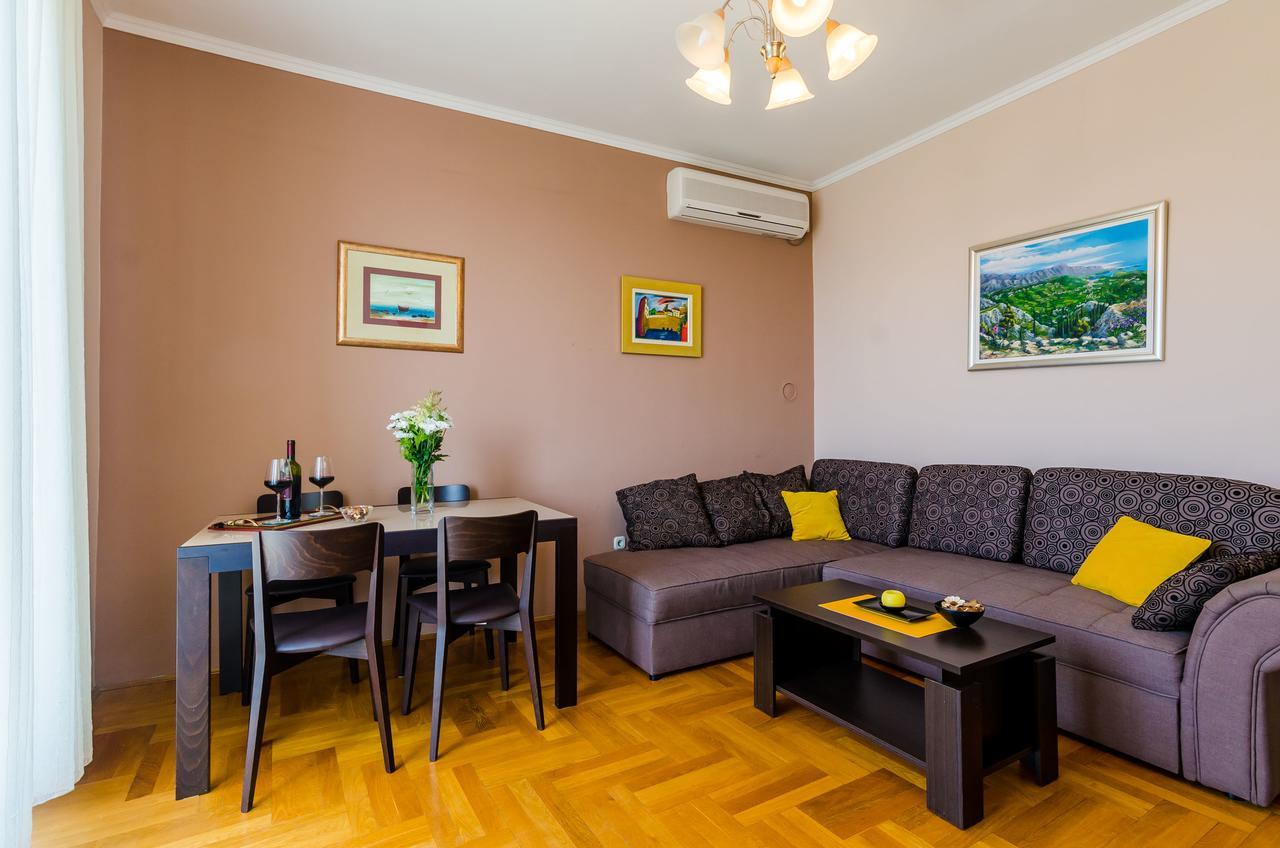 Marich Apartment